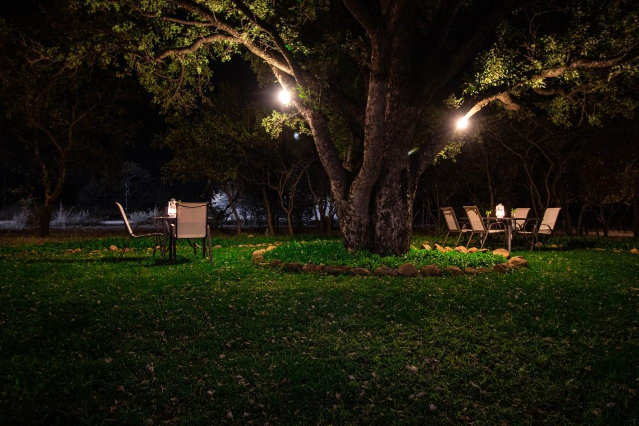 Golden Impalas Bush Resort Hammanskraal Buitenkant foto